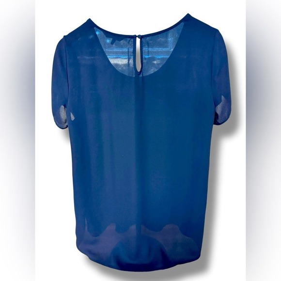 Express Blue Short‎ Sleeve Blouse Sz M EUC - Picture 2 of 7